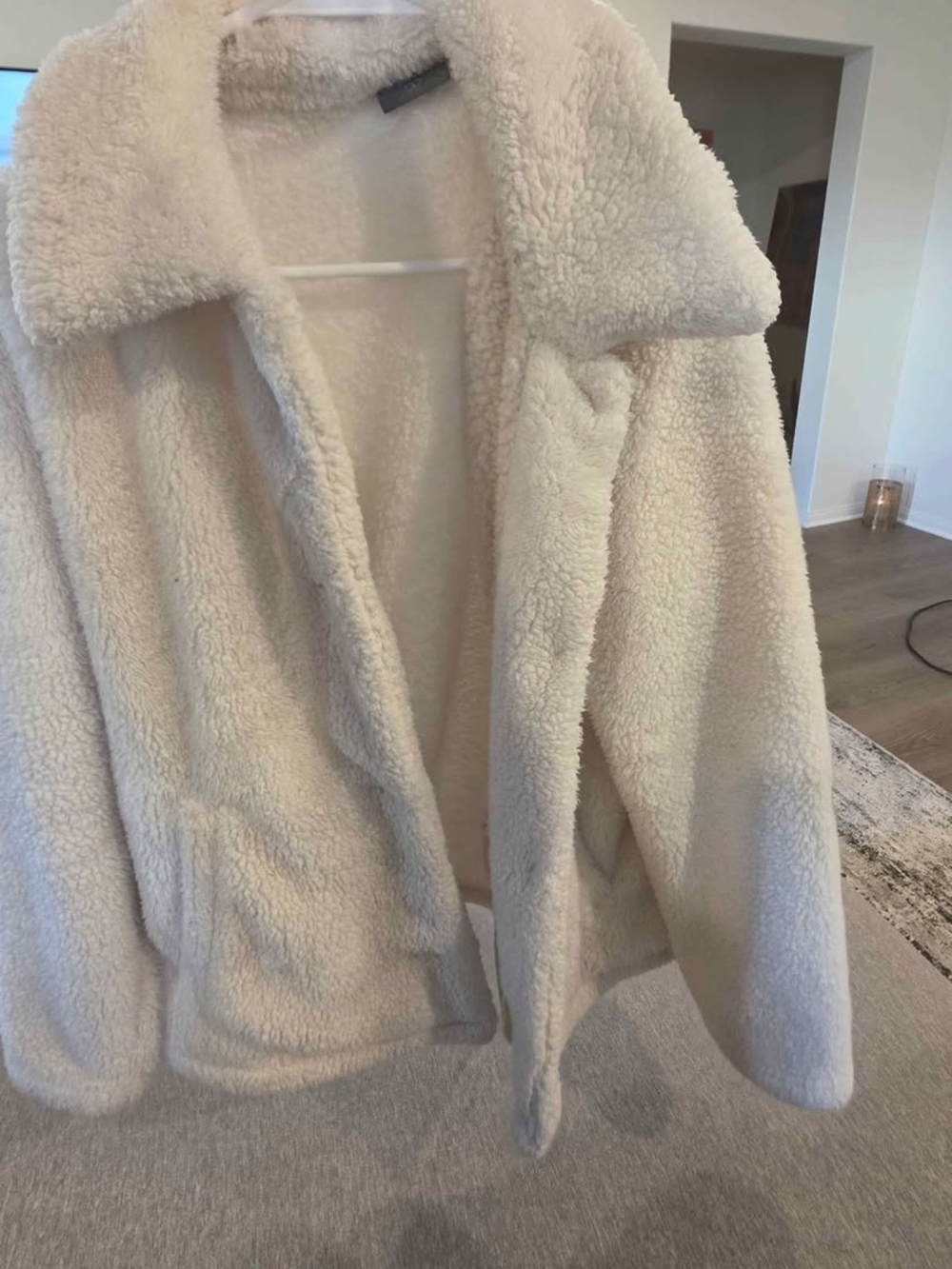 Cozy Women's Faux-Sherpa Jacket in Off-White